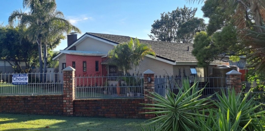 4 Bedroom Property for Sale in Vanes Estate Eastern Cape